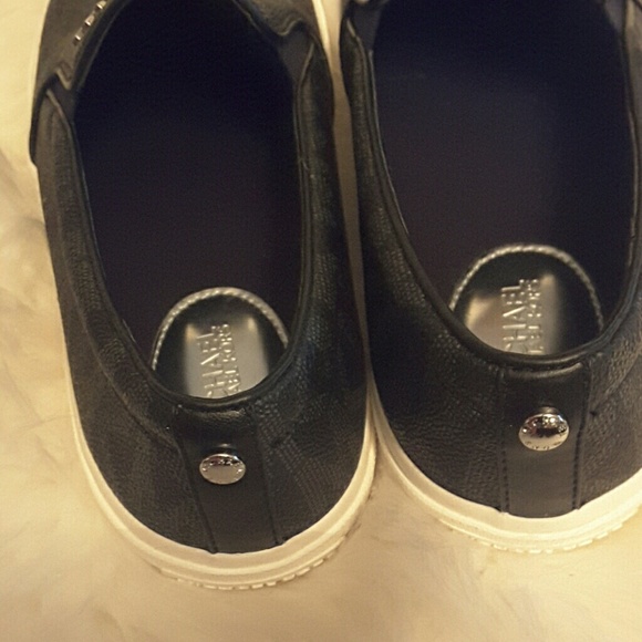 Michael kors Keaton Logo Blk Slip on Sneakers - Picture 8 of 8